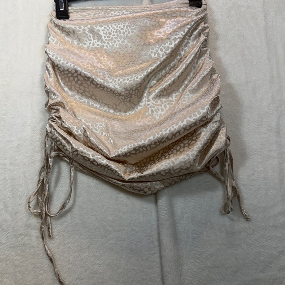 Shein Ruched Side Skirt Womens Size XS Leopard Print Beige Satin Mini Tie Side - Picture 9 of 9